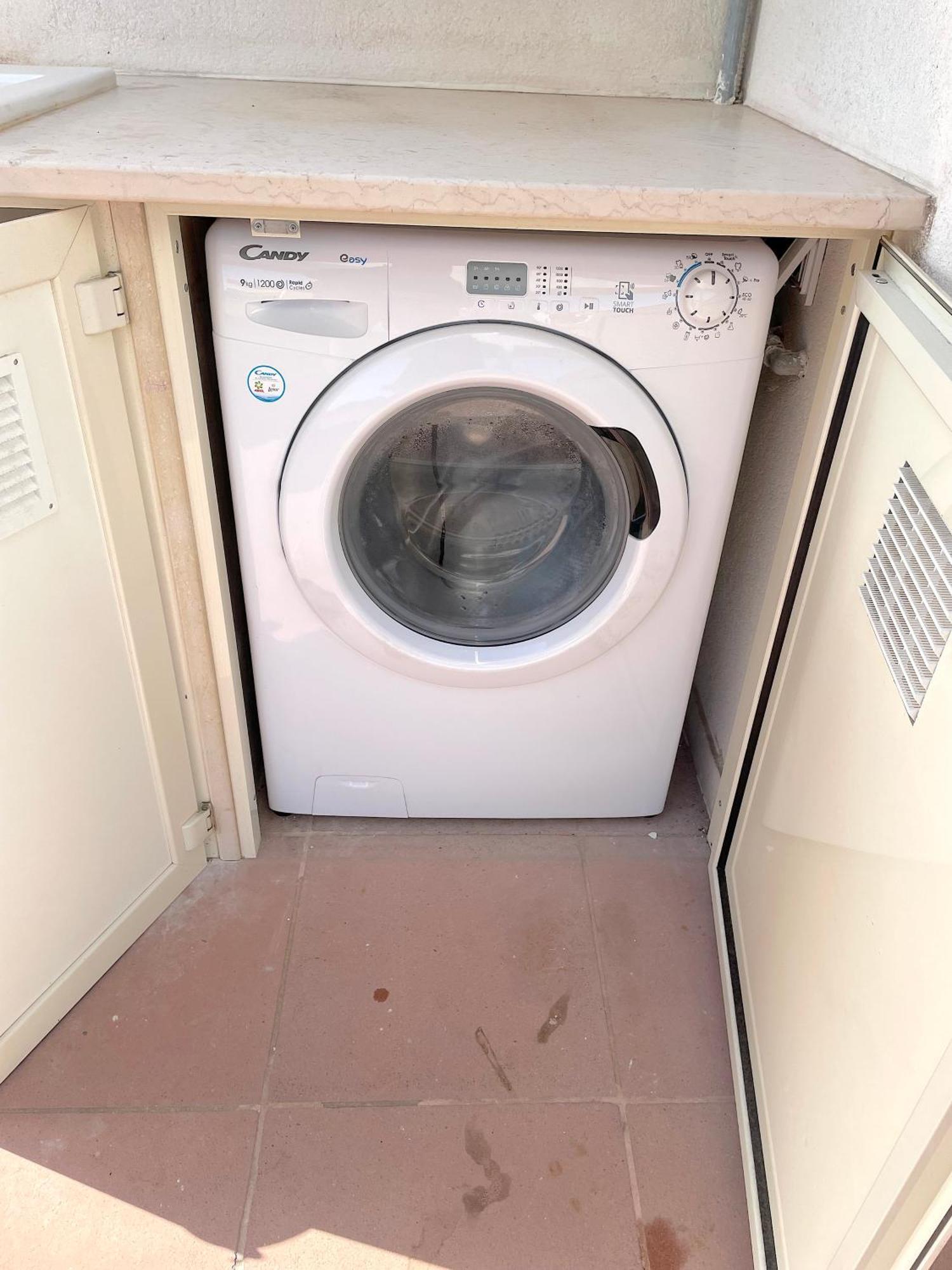 לצ'ה Helios Apartment מראה חיצוני תמונה